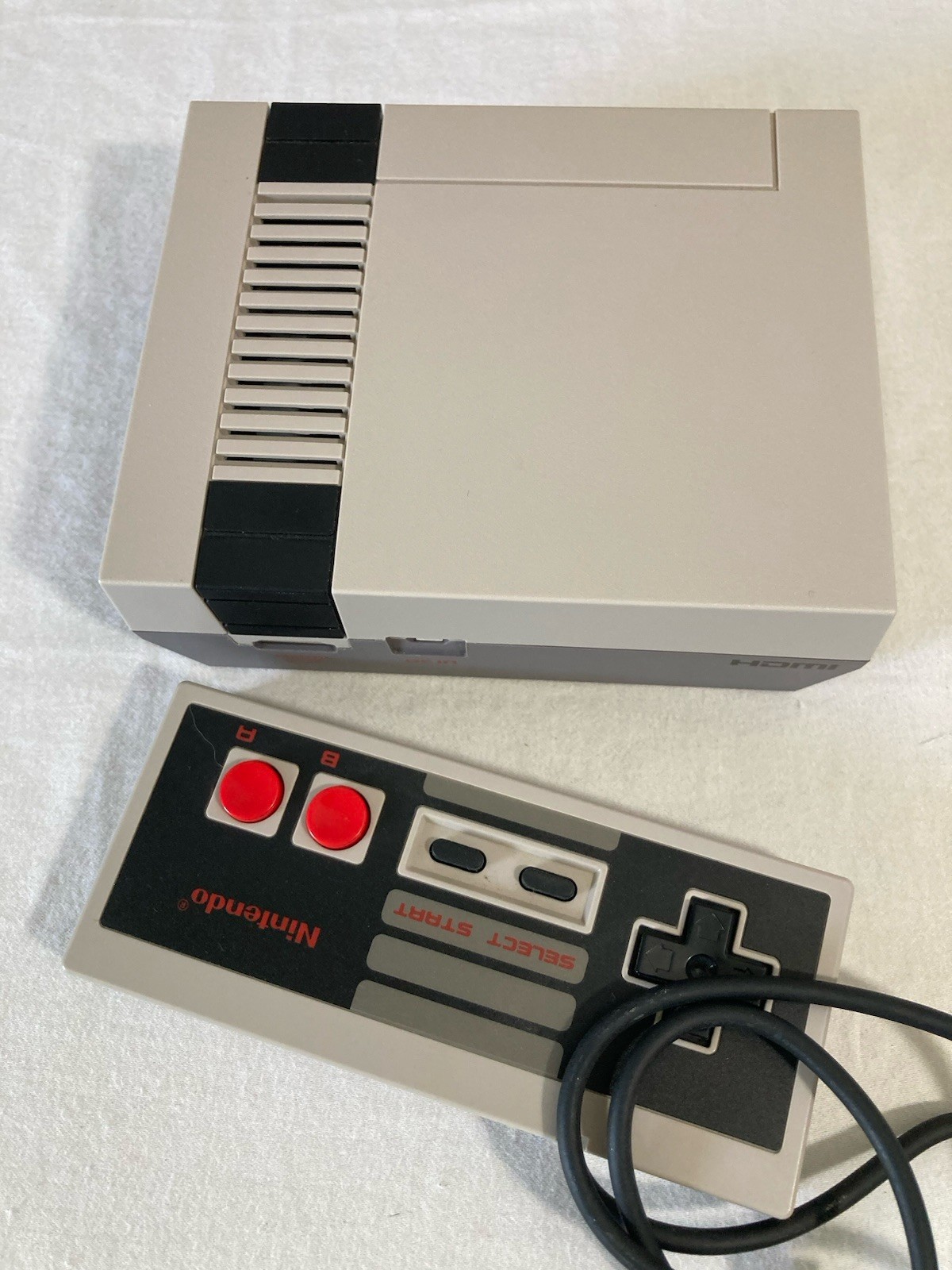 Nintendo NES Classic Edition Mini Console HDMI Pre-Loaded Games 720p AUTHENTIC