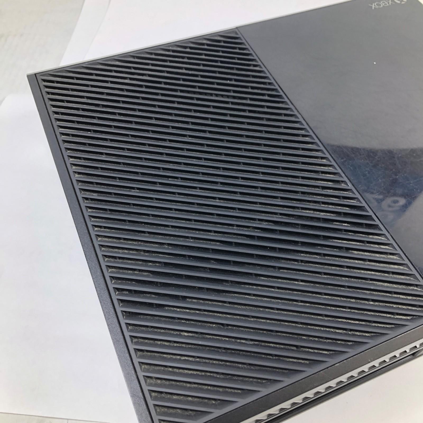 READ DETAILS Microsoft Xbox One 500GB Model 1540 – Console/Power Cord ONLY