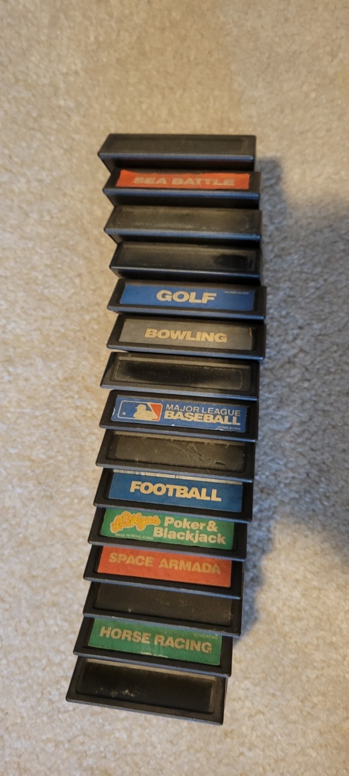 1982 Mattel Intellivision II w/ Controllers, with 15 games! Works, but for parts