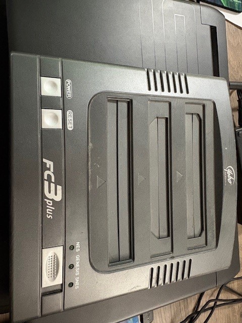 YOBO FC3 PLUS Video Game Console Only. NES,SNES,GENESIS. UNTESTED