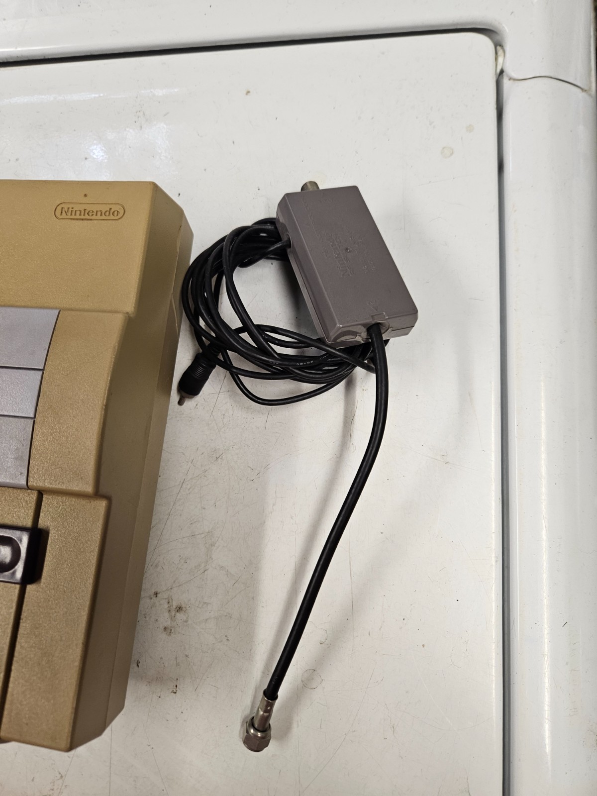 Super Nintendo SNES Console SNS-001 Cords Tested Working no controllers