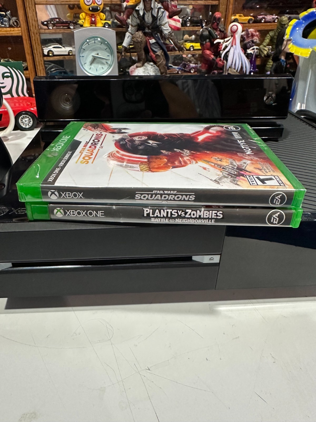 Microsoft Xbox One 500GB Kinect Games 2 Controllers Bundle Tested / Working