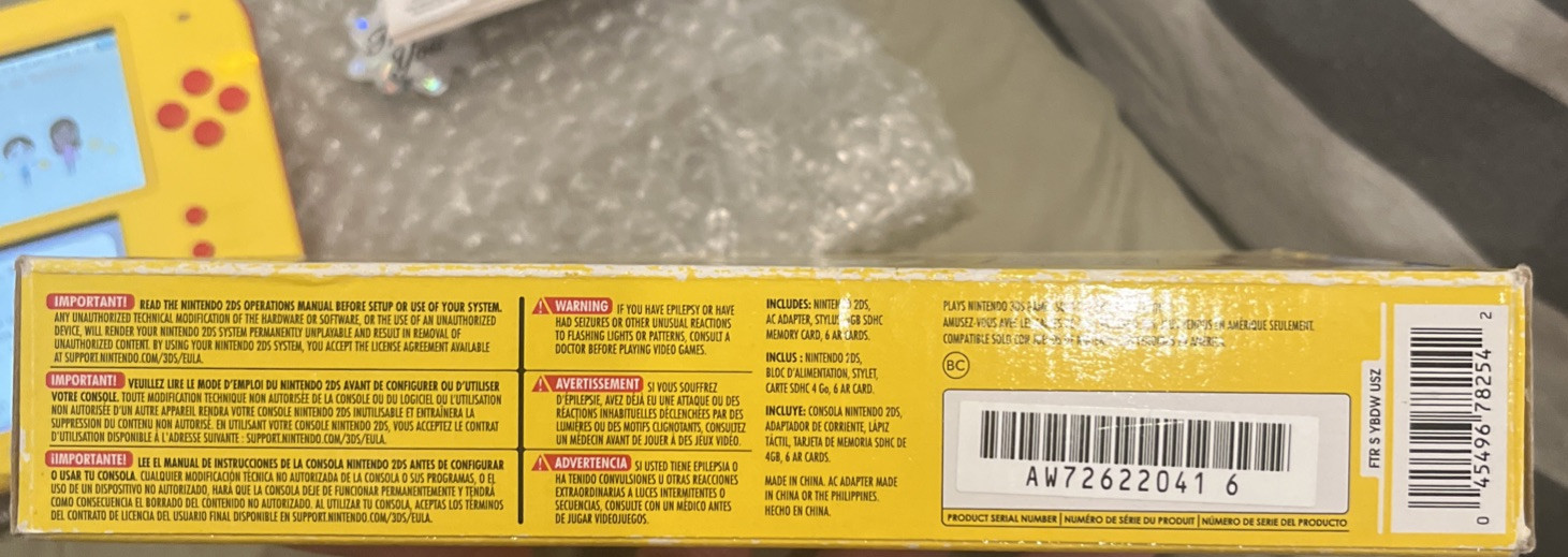 Nintendo 2DS Super Mario Maker for Nintendo 3DS Bundle – Yellow/Red