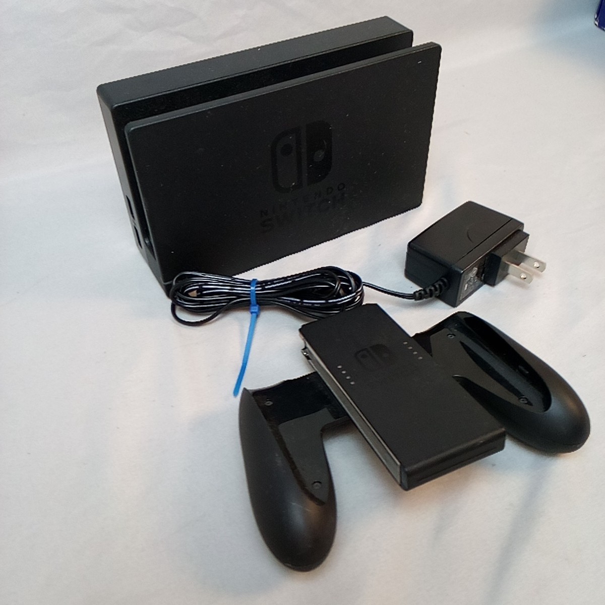 Nintendo Switch Charging Dock Joy Con Dock Grip Controller Charger Station