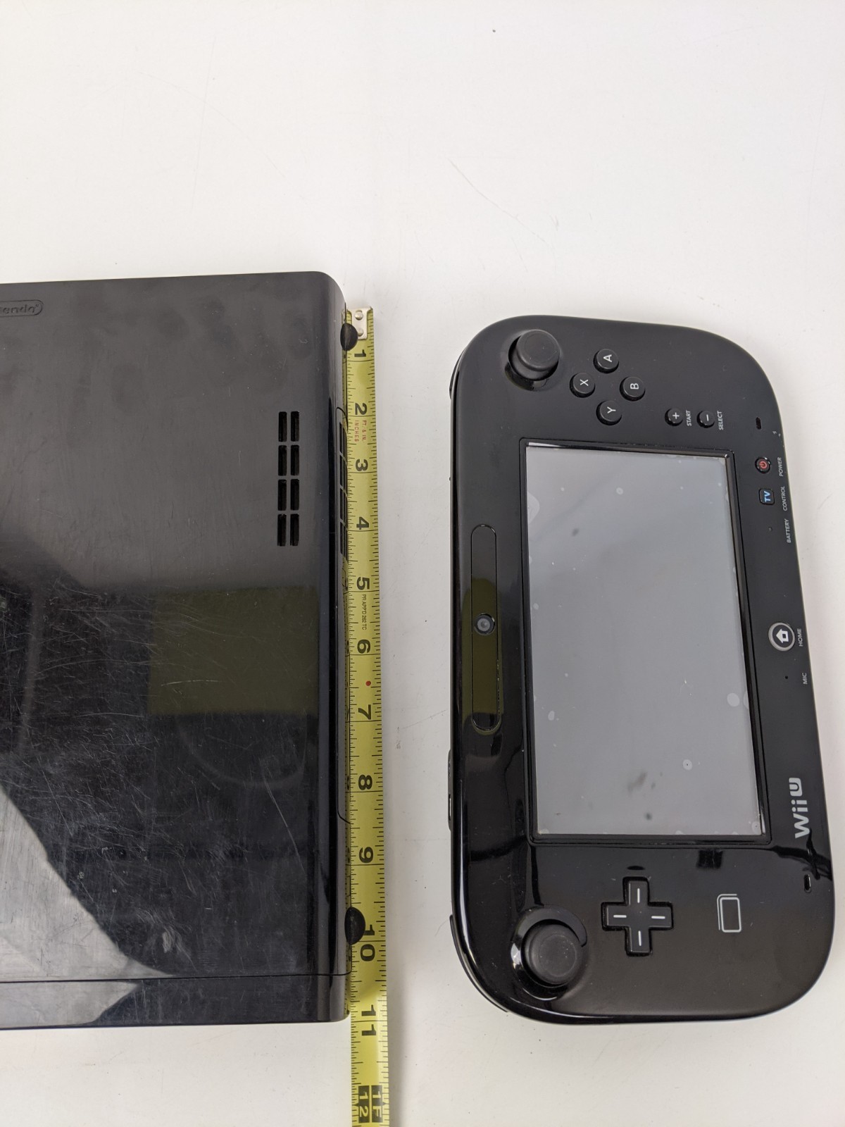 Wii U Console, Pad & Game Bundle WUP-010 WUP-101(02) NES Remix Mario 3D World
