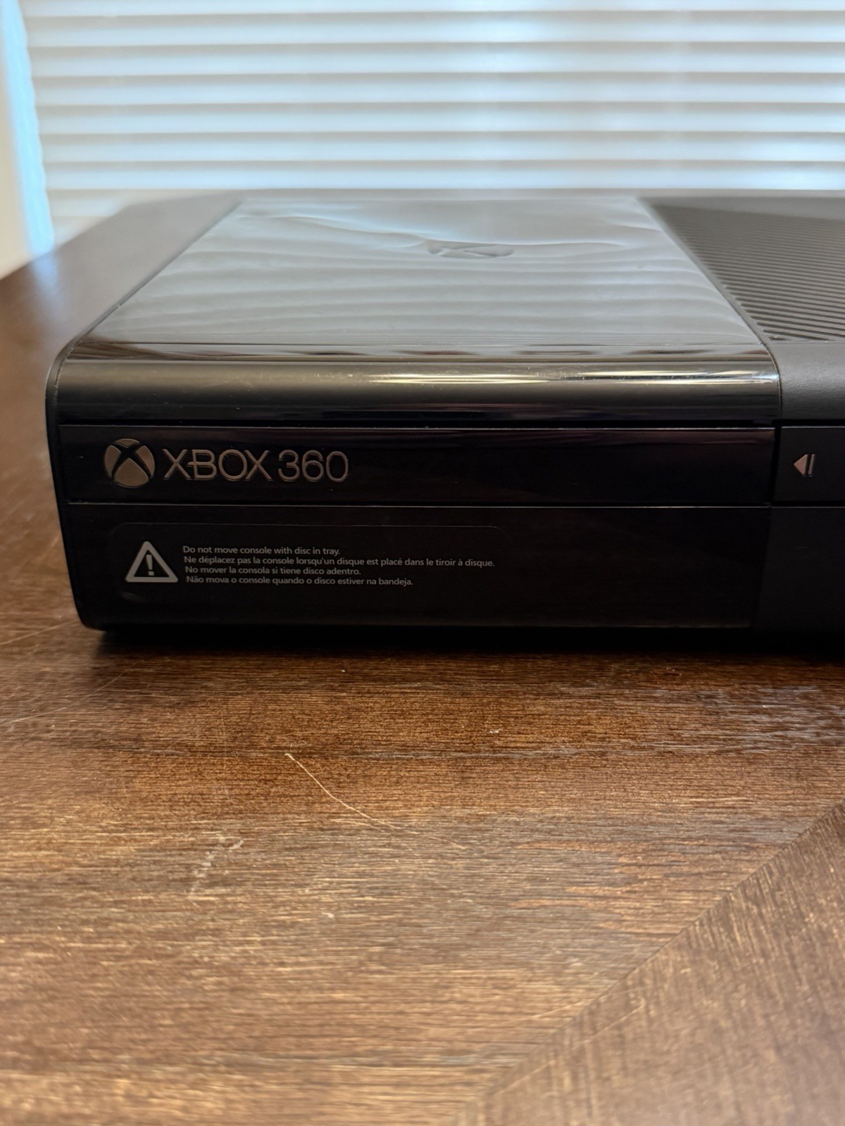 xbox 360 E console Black 4gb And Controller Tested Works