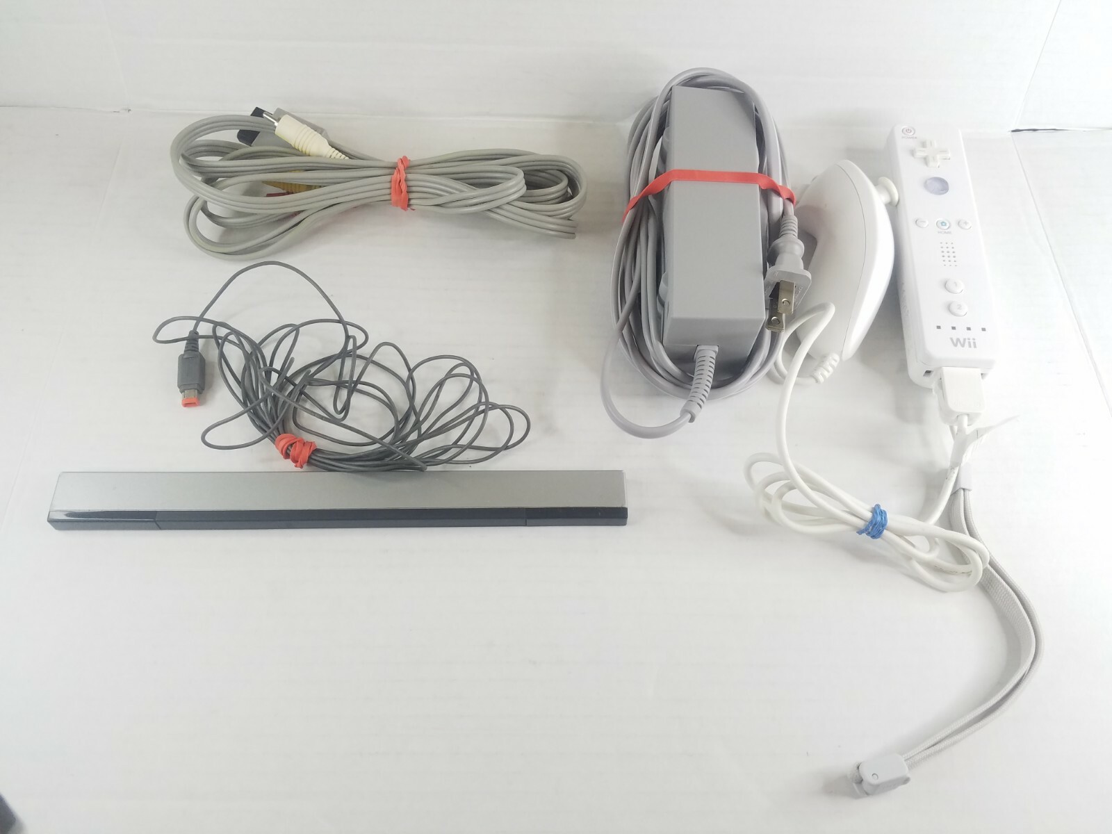 Nintendo Wii Console System RVL-001 BUNDLE Pick & Choose Your Color & Model