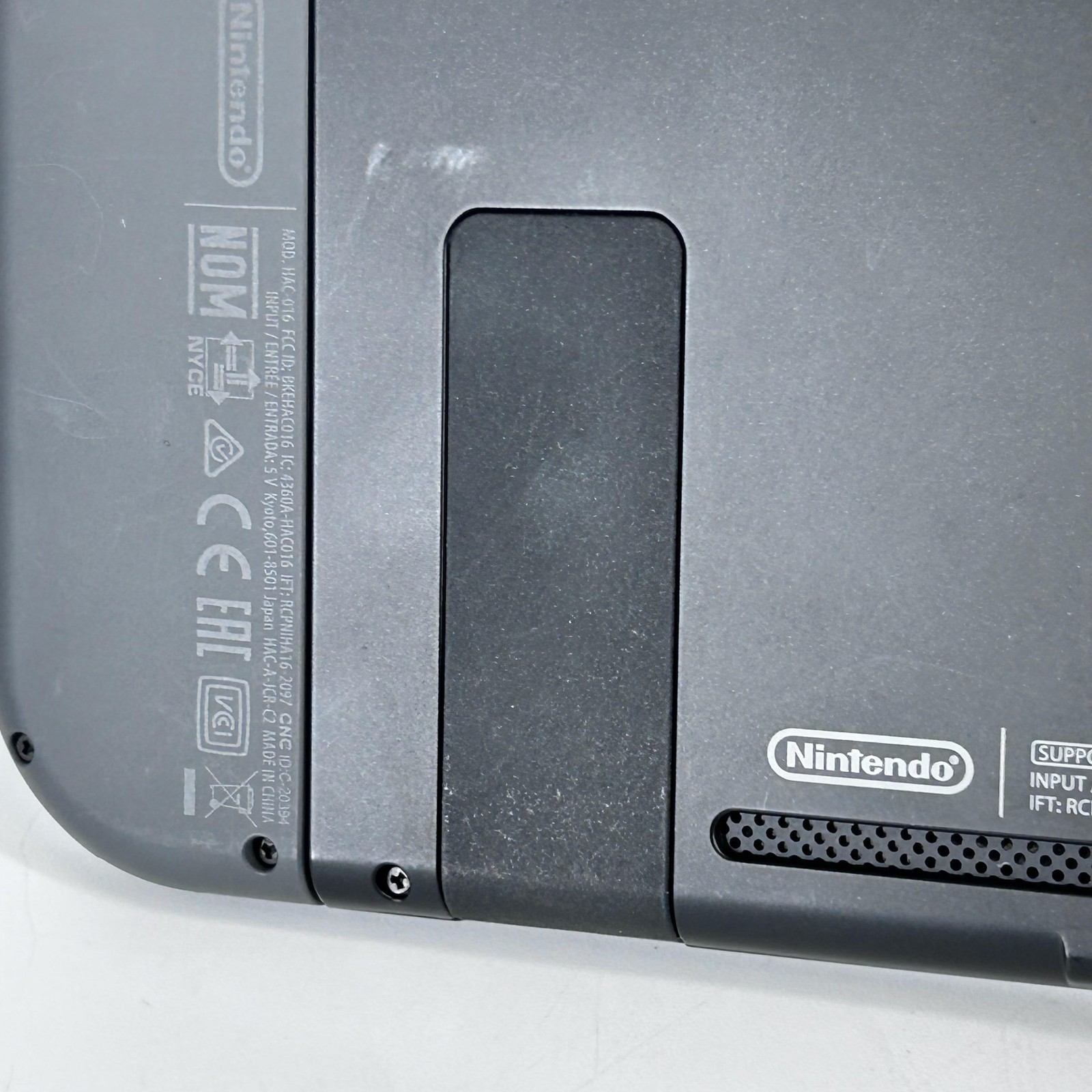 Nintendo Switch Original Handheld Console Black 32GB w/ Charger/HDMI – Excellent