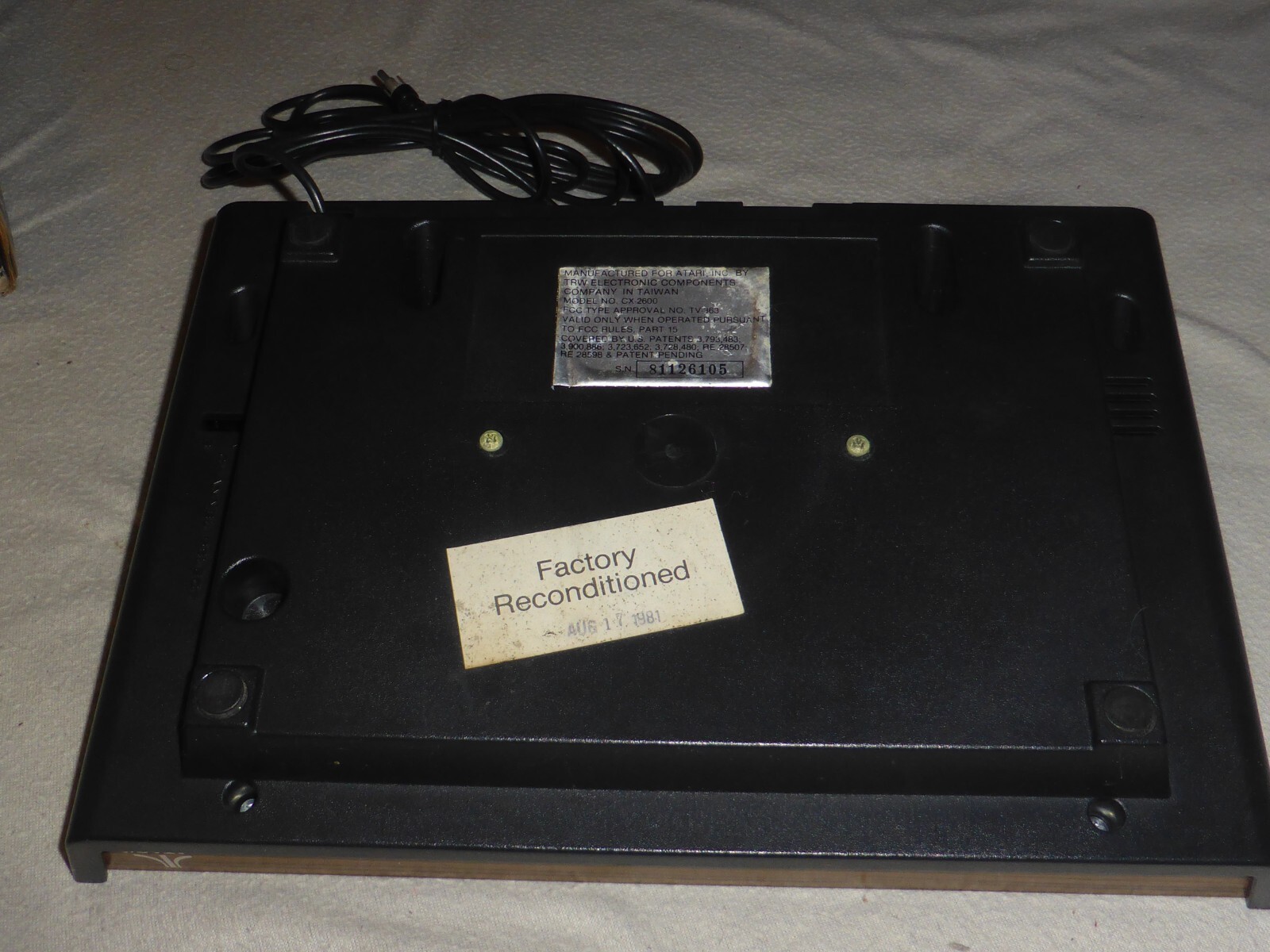 ATARI 2600 VIDEO COMPUTER SYSTEM FACTORY RECONDITIONED CX-2600 W BOX TAIWAN