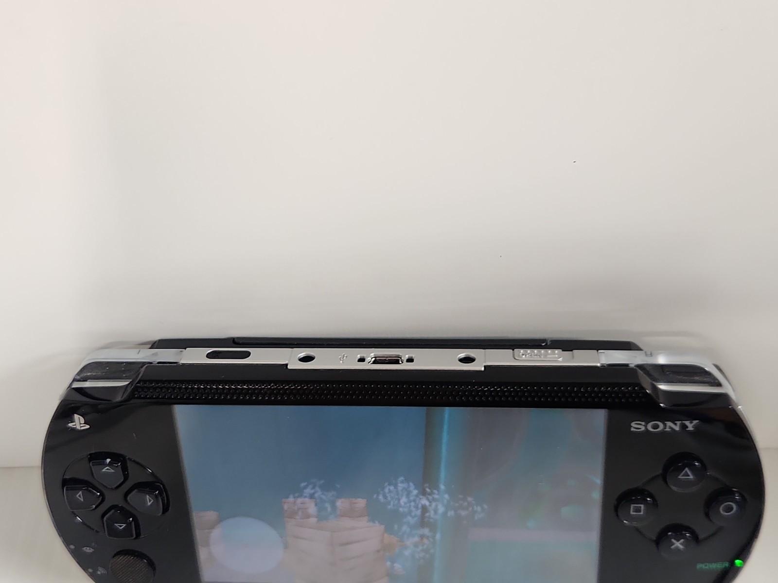 Sony PSP Handheld Video Game System Tested W/charger / No BATTERY. Excellent CON