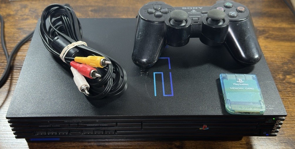 Sony PlayStation 2 PS2 Fat SCPH-30001 Console W/ OEM Controller & Memory Card