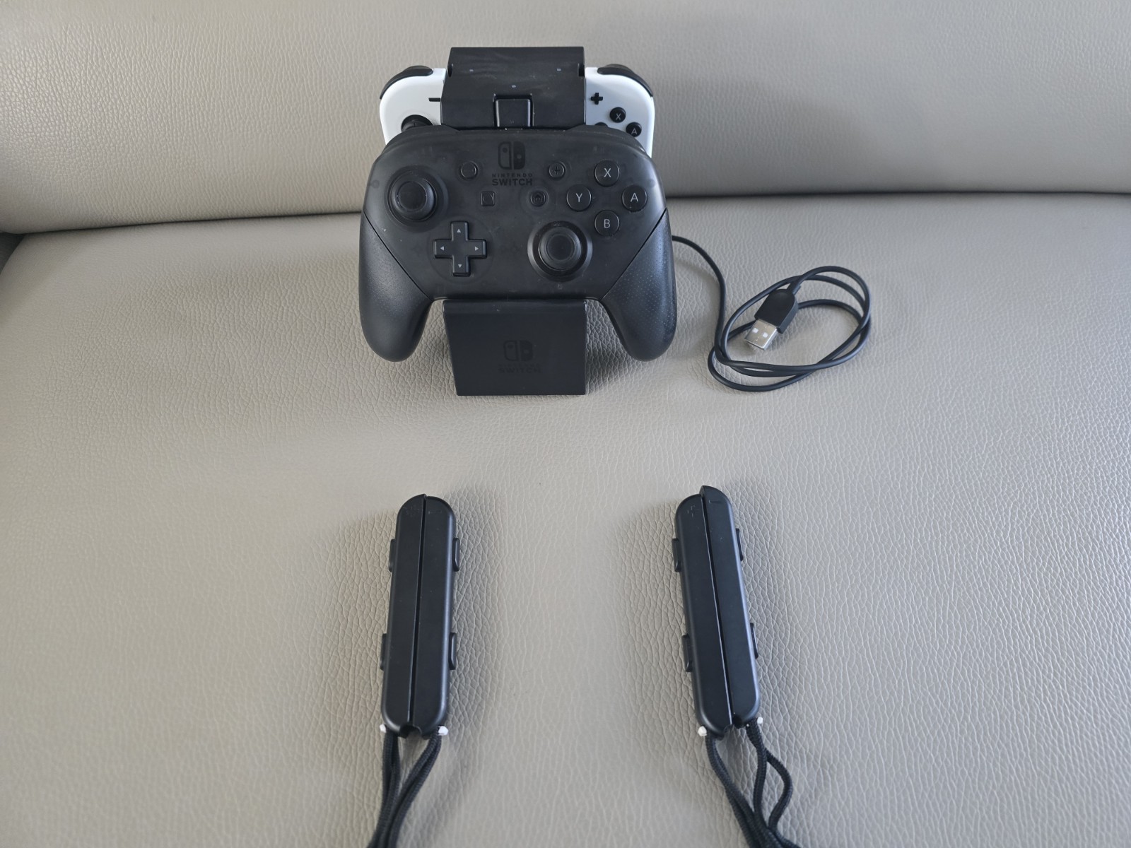 Nintendo Switch OLED 64GB White w/ Extra Joy-cons + Pro Controller + Accessories