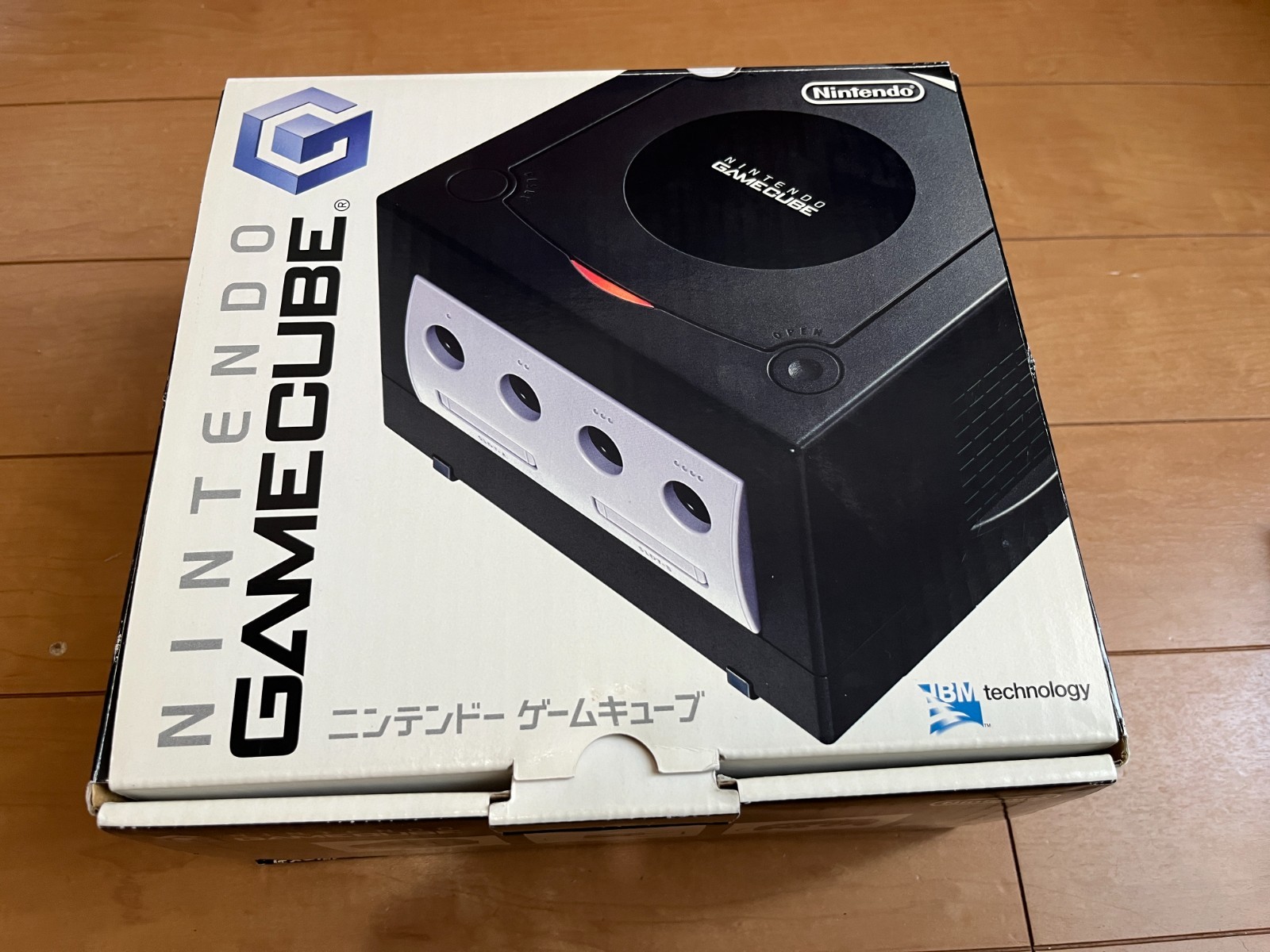 Nintendo GameCube Japan Console & Controller Black Color with BOX & Games