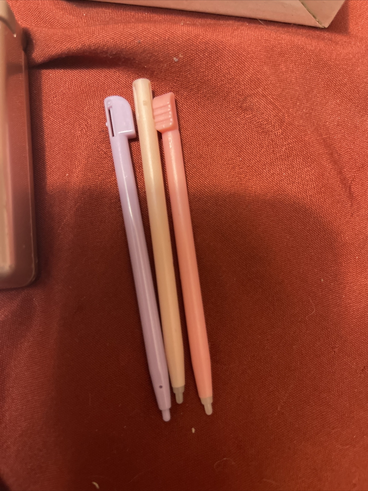 Nintendo DS Lite with AC Charger USG-001- Metallic Rose – GOOD CONDITION
