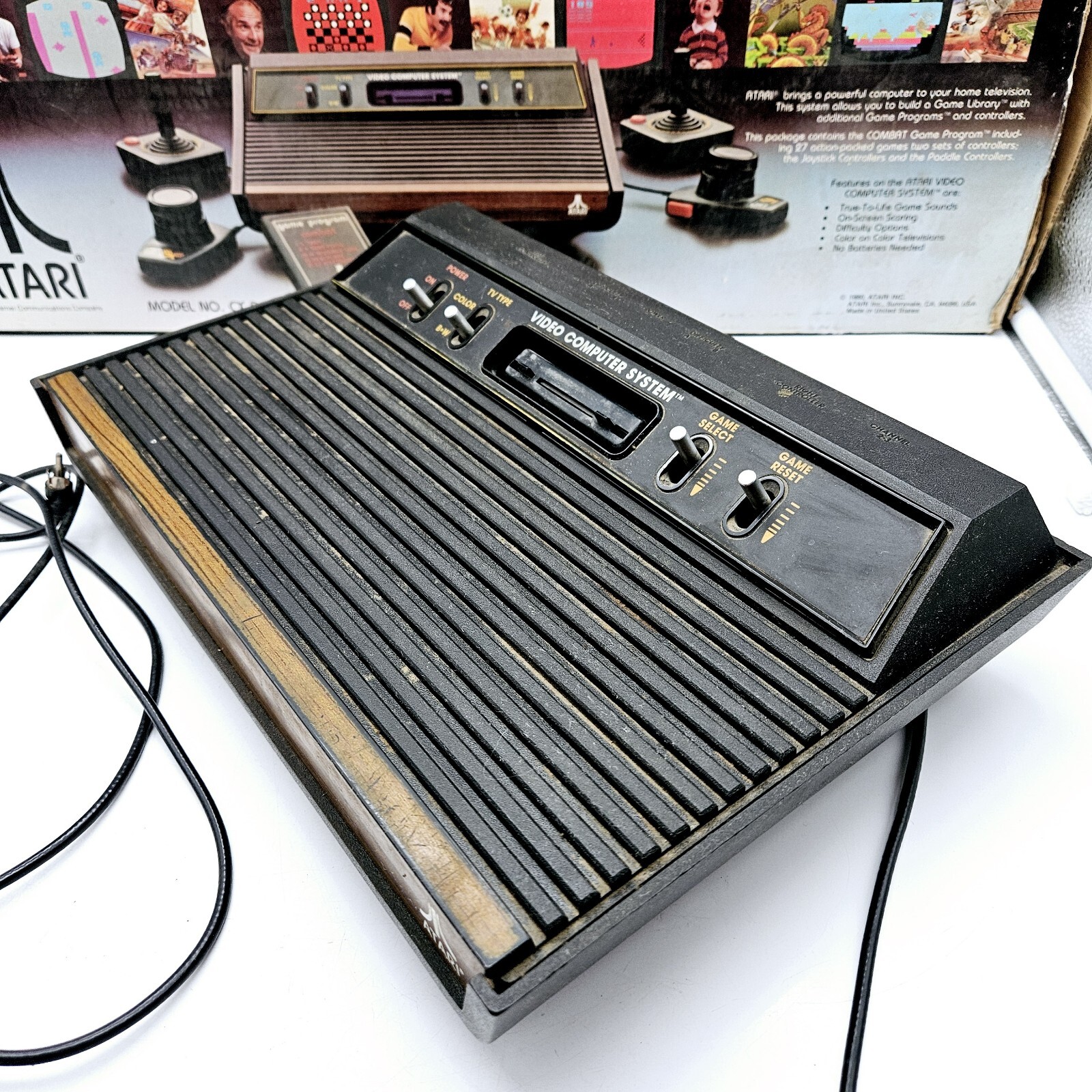 Atari 2600 CX2600A Video Game Console 1980 Paddle Instructions in Original Box