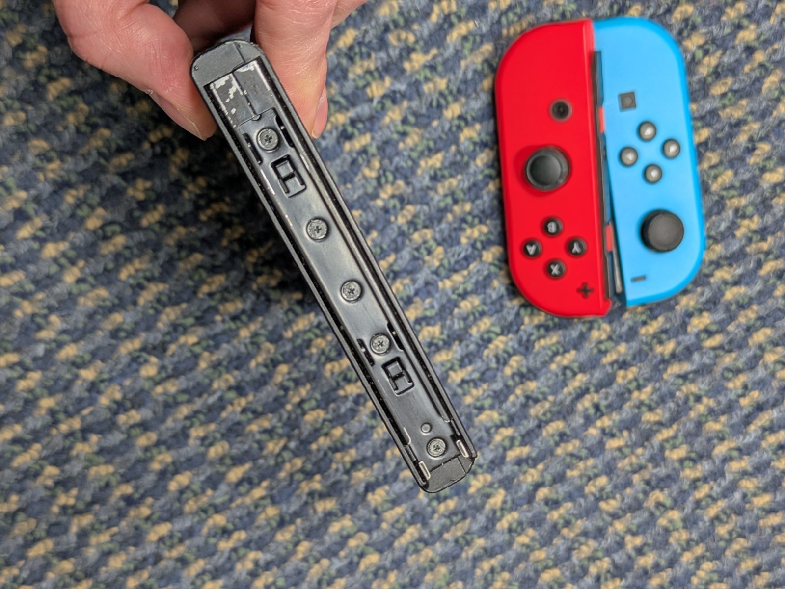 Nintendo Switch Console Multiple Cosmetic Defects left joy-con loose disconnects