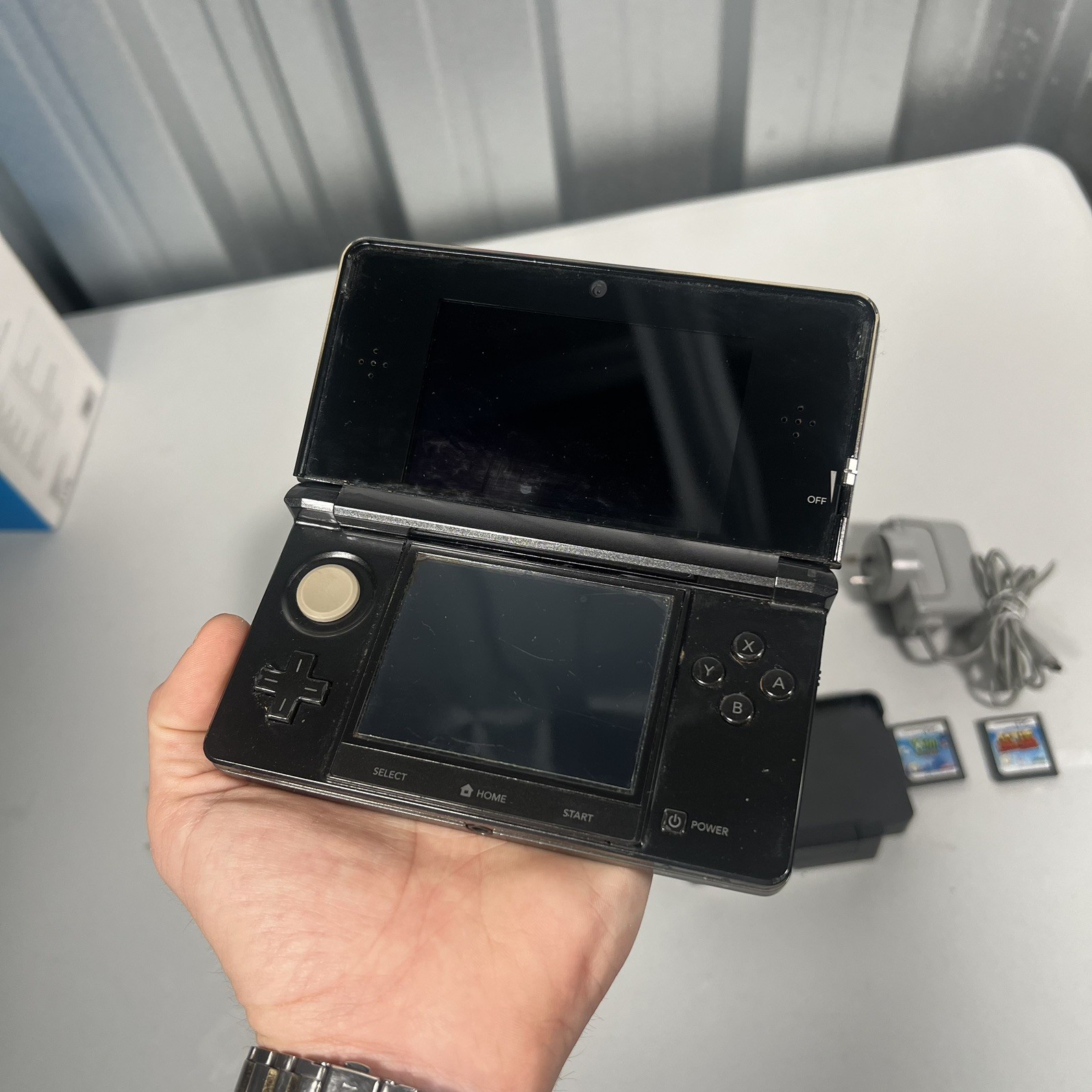 Nintendo 3DS Console Black Bundle Charger Dock 5 Games Mario Case Tested Works