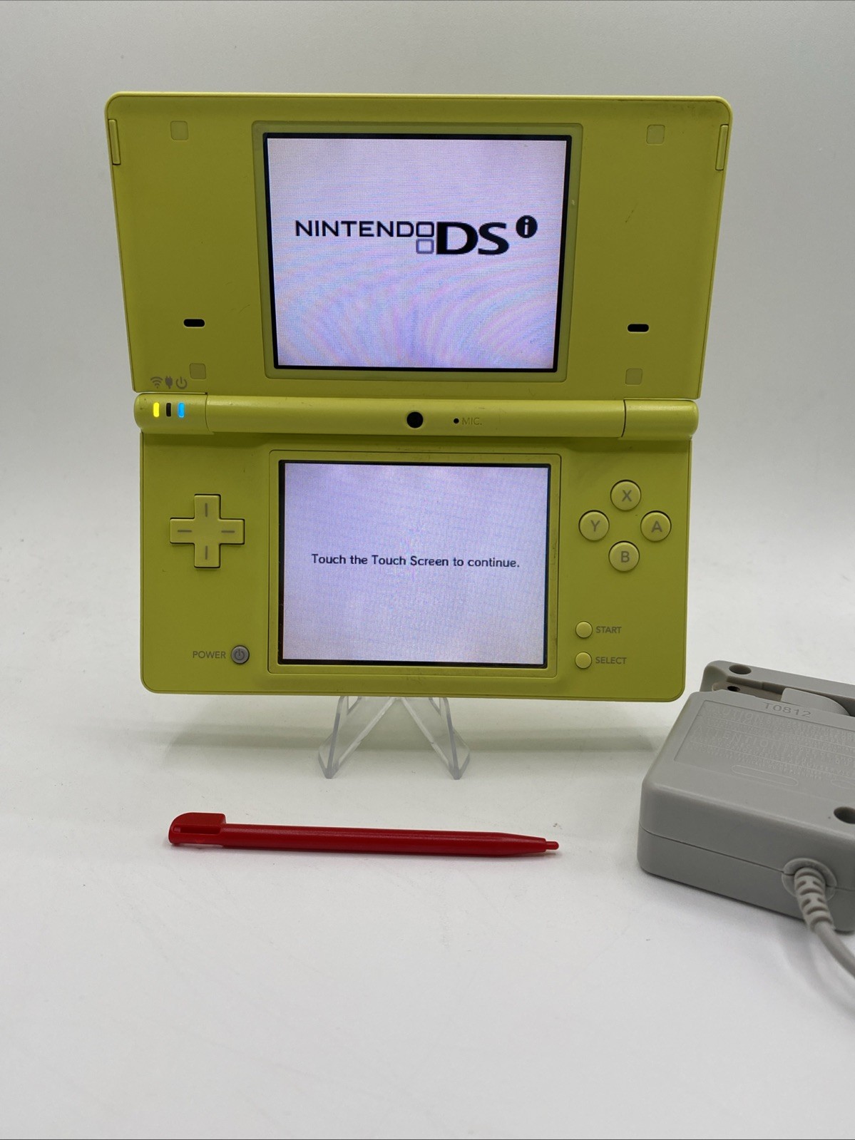 Nintendo DSi Yellow – Includes Preloaded Library (Large Collection)