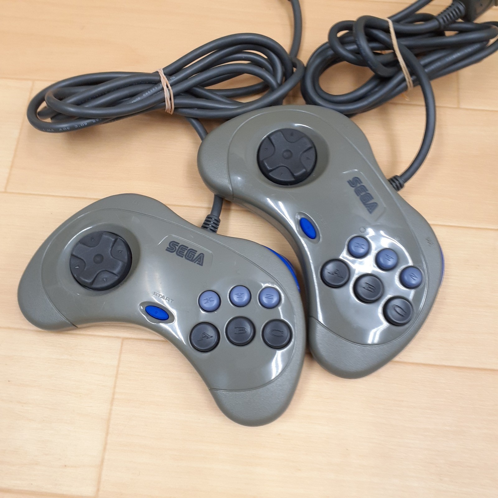 Sega Saturn Console Japan Gray Bundle 2 HORI FIghting Arcade Stick Controllers