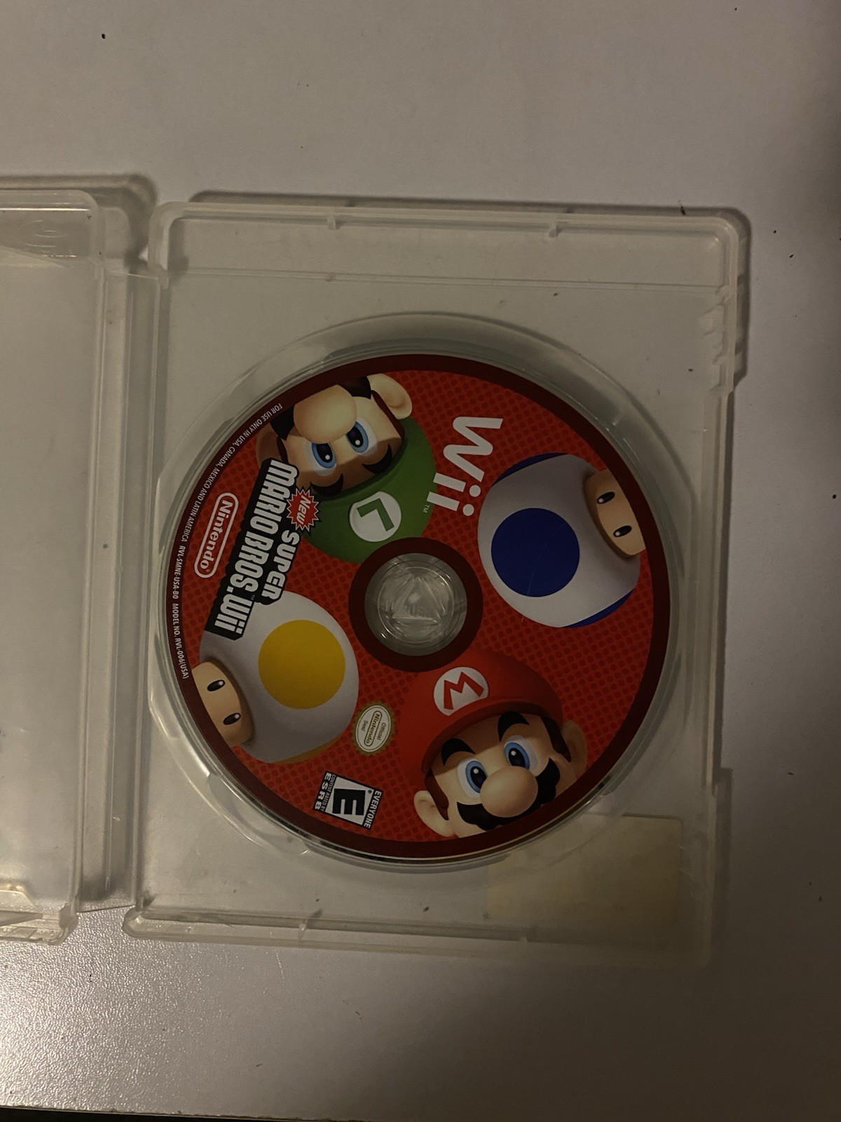 seven wii games and controller(no batteries)