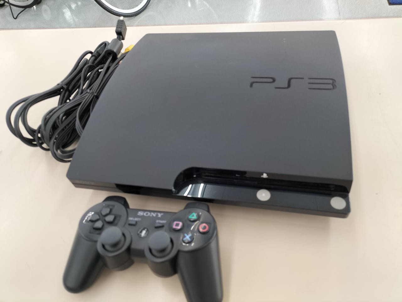 PlayStation 3 Console Model Number CECH 2000A SONY