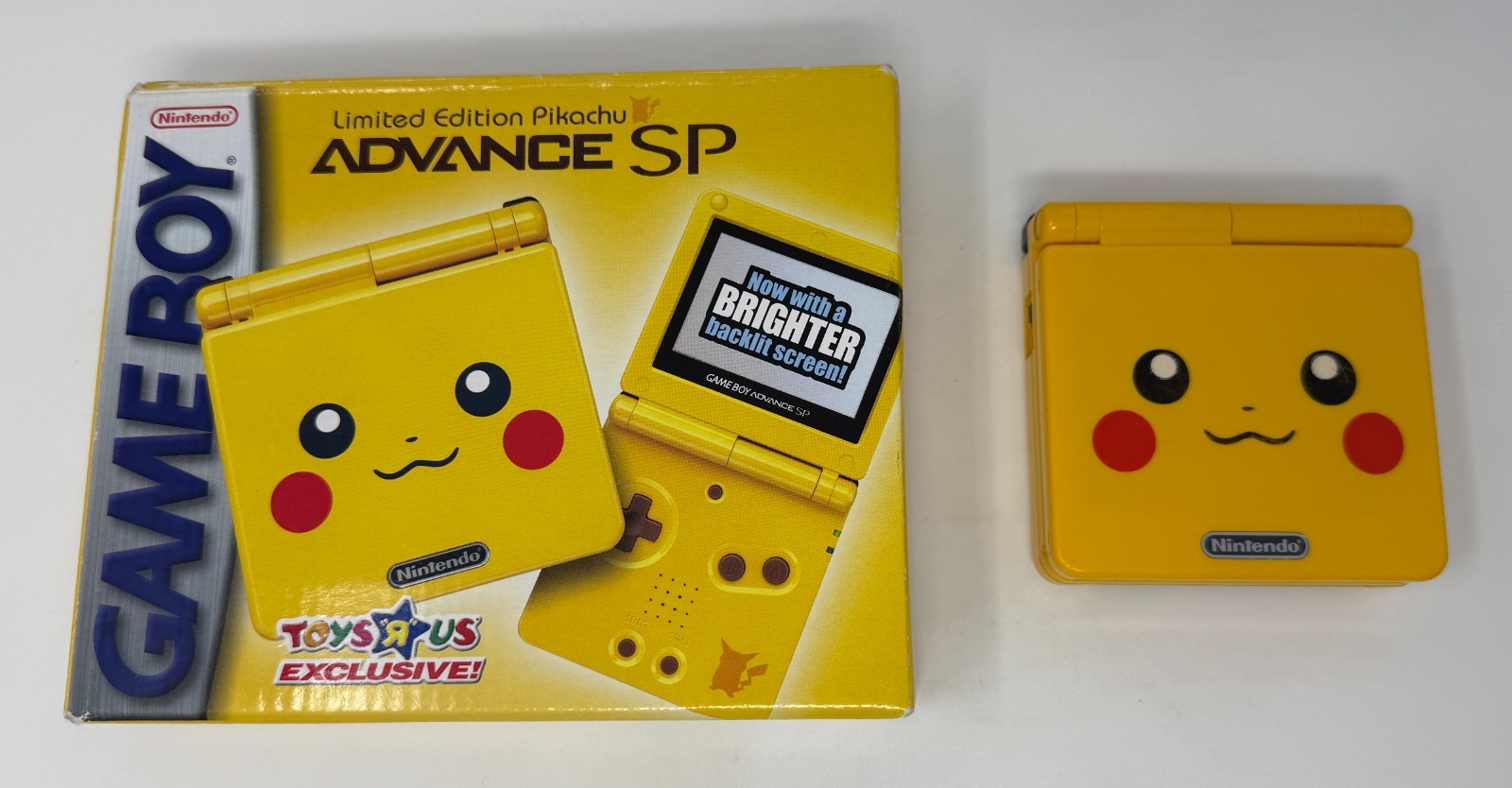 Nintendo Gameboy Advance SP Toys “R” Us Exclusive Limited Edition Pikachu IN BOX