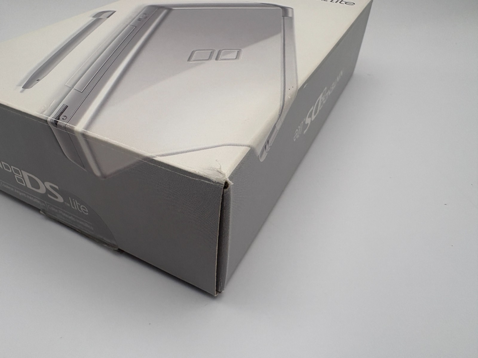 Nintendo DS Lite Silver Handheld System Open Box Console – Great Condition