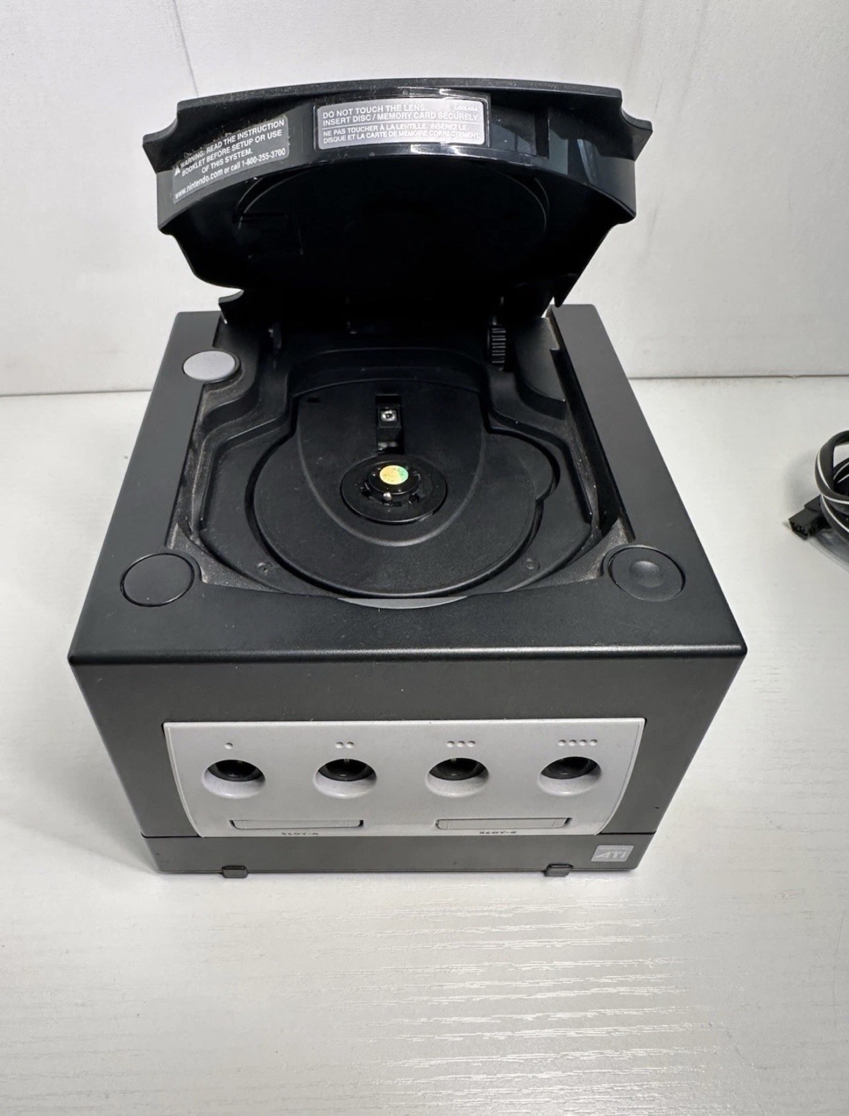 Nintendo GameCube Video Game Console,controller,16 Mb Memory Card And Cables