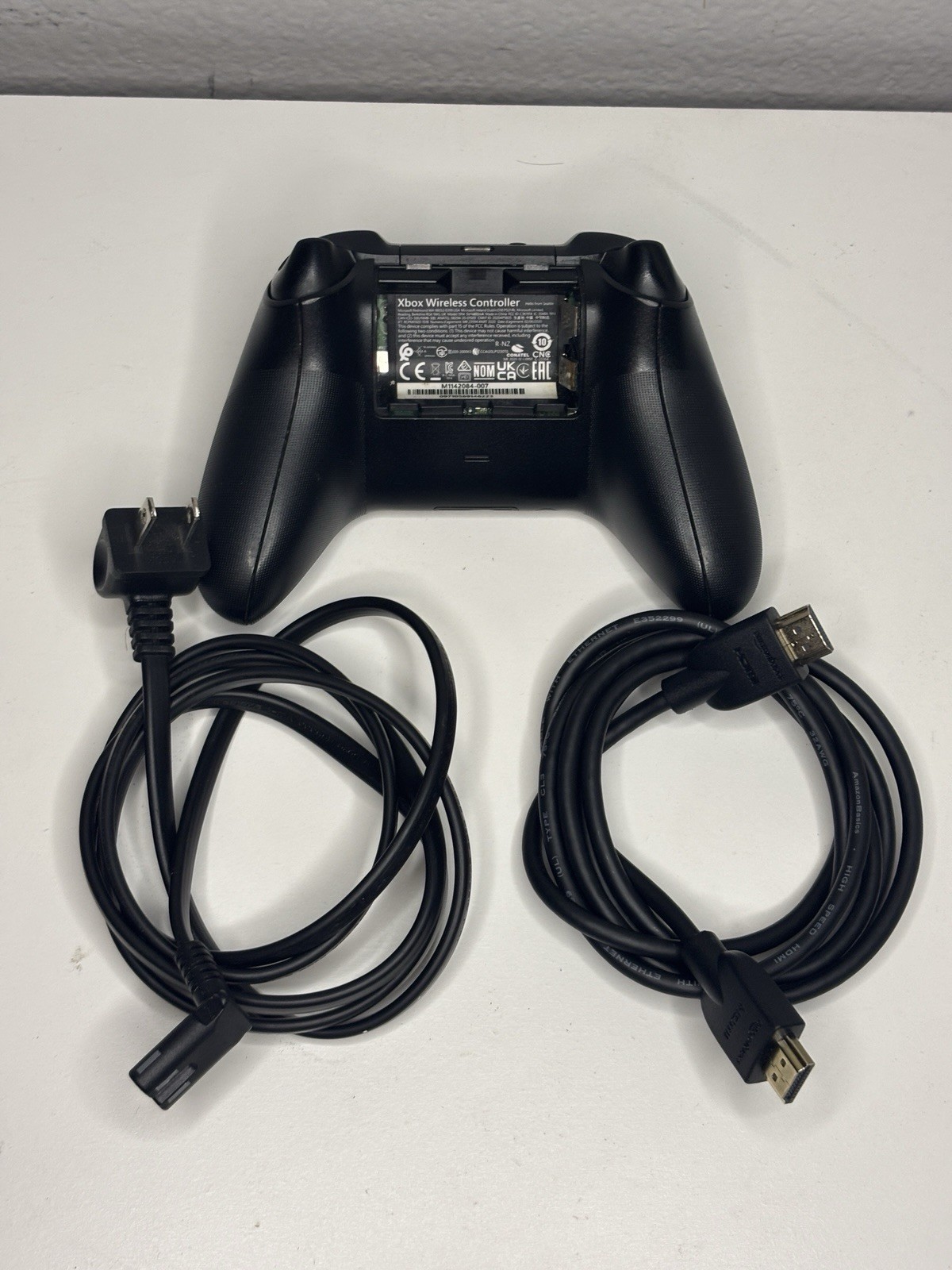Xbox Series S 512GB Console Bundle – Tested & Working – Controller + Cables
