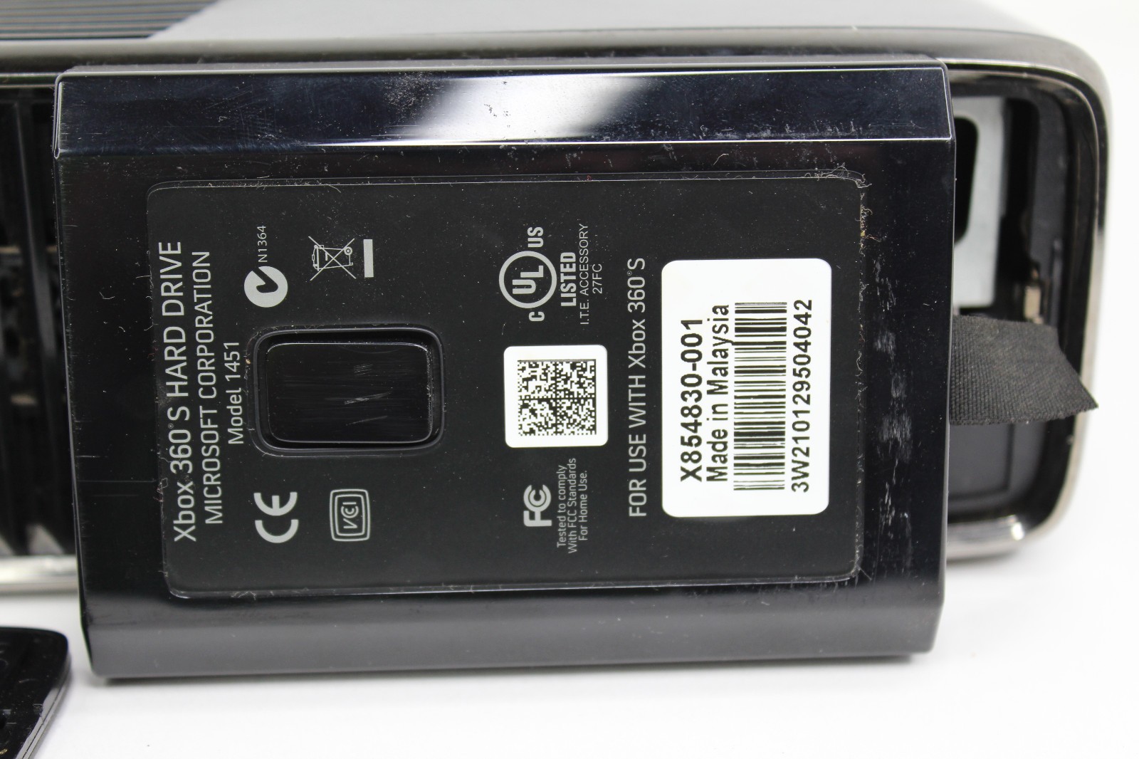 Microsoft Xbox 360 S Console Only NOT WORKING FOR PARTS ONLY Plays Games