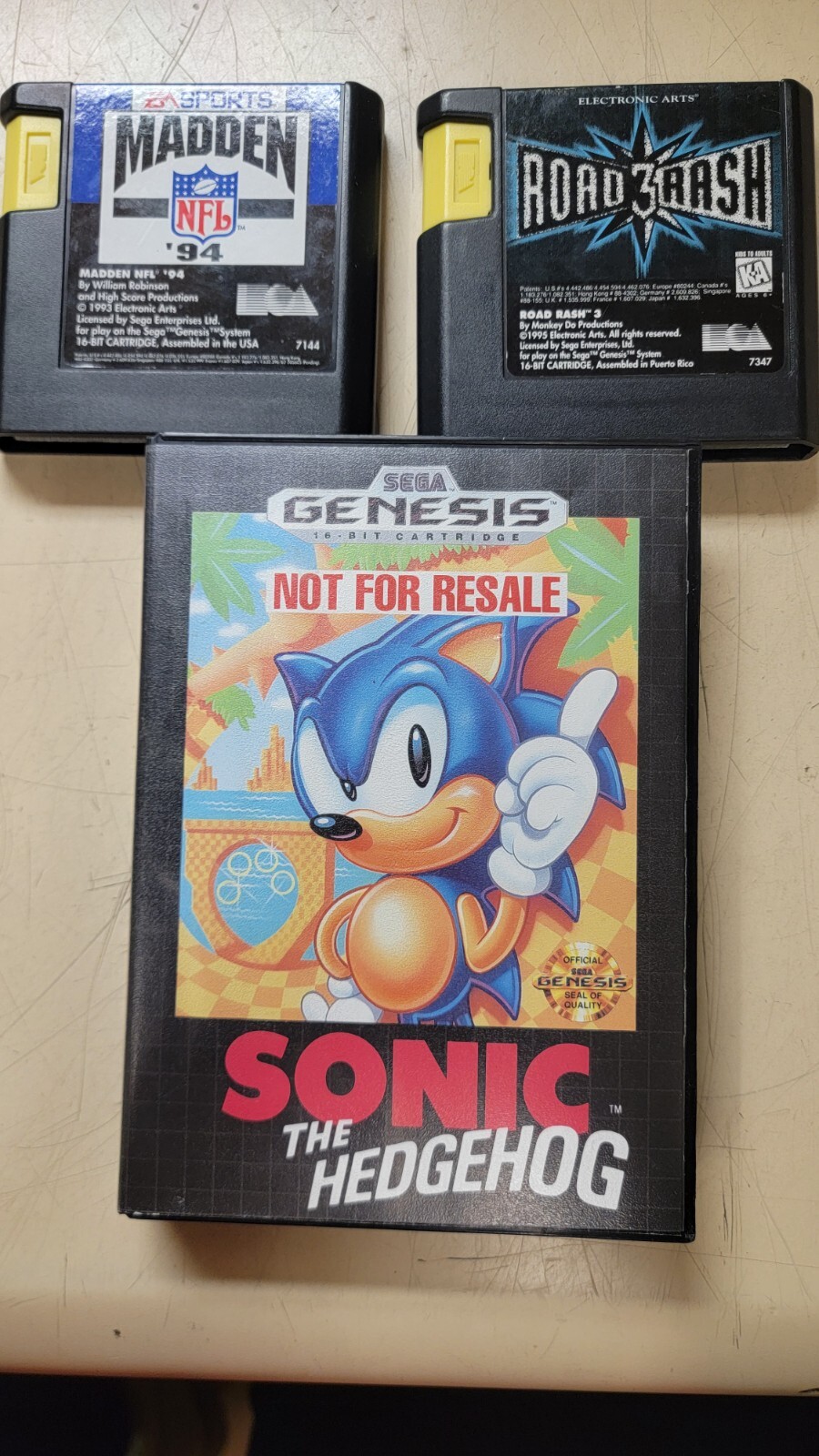 Sega Genesis 1601 System Console with Controllers & Games