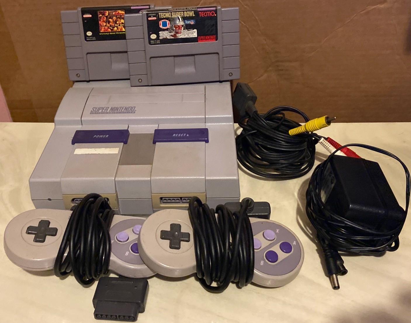 SNES Super Nintendo Console With 2 Controllers, Cords & Games – READ DESCRIPTION