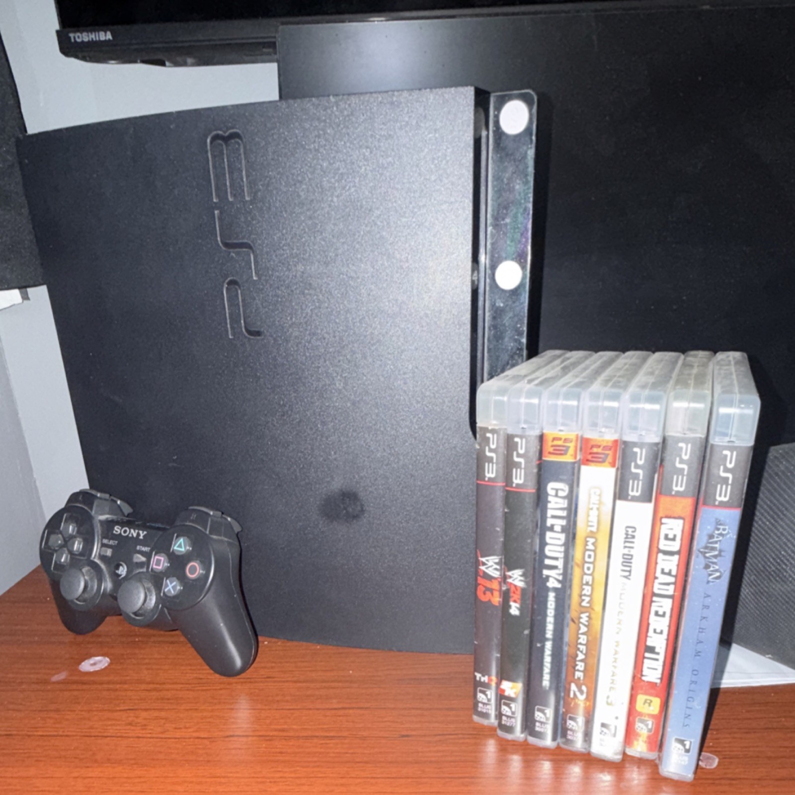 Sony PlayStation 3 Black Console Blu-Ray HDMI Controller & 7 Games Included