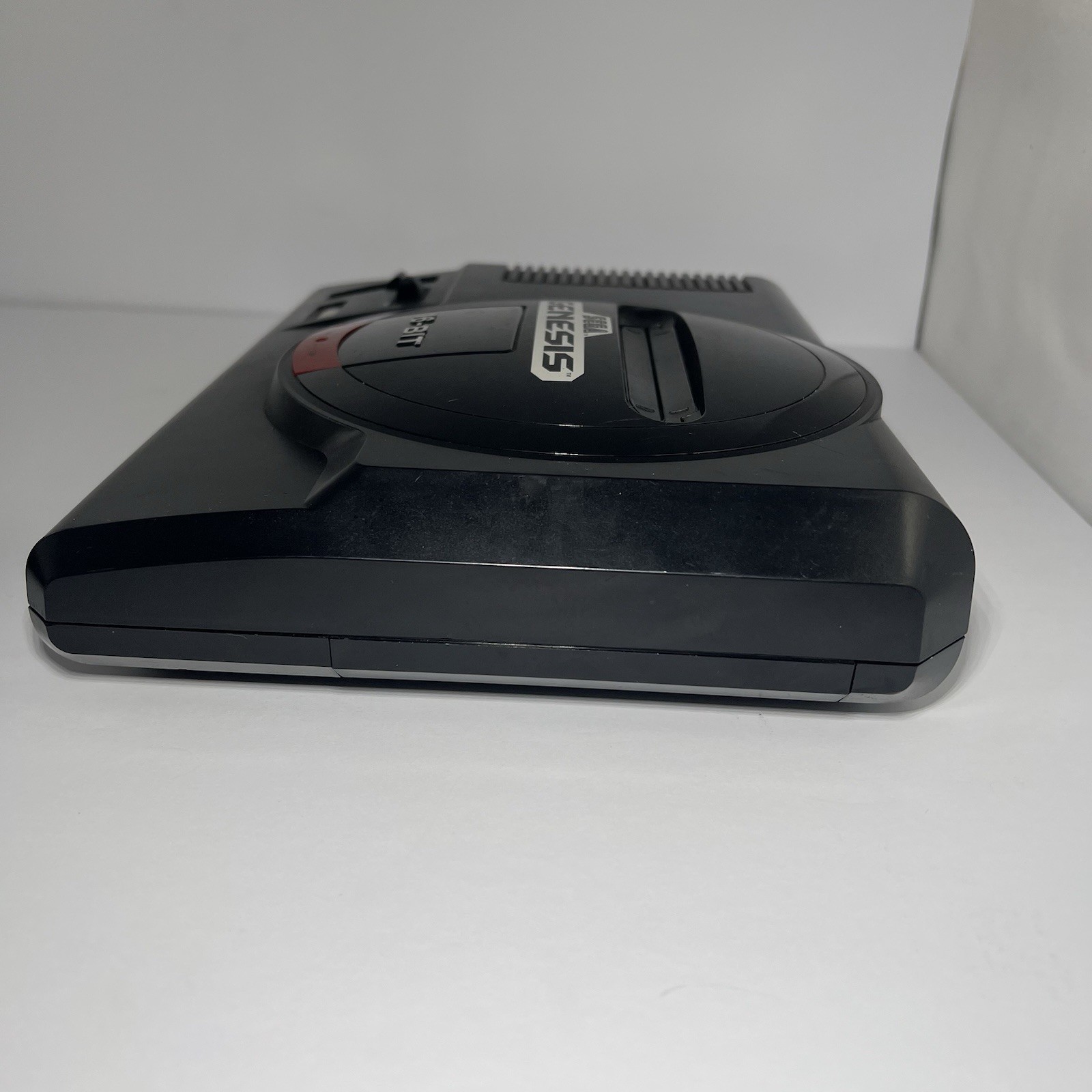 Original Sega Genesis 16-Bit Console Model 1601 *TESTED