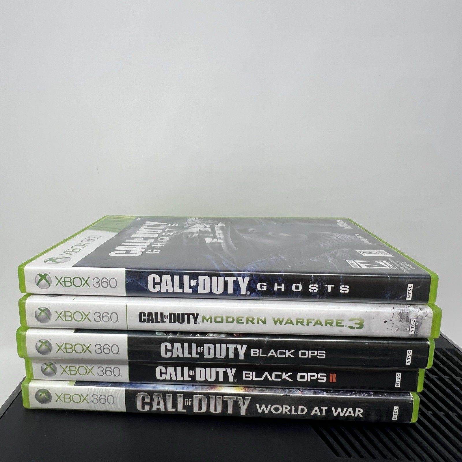 Microsoft Xbox 360 S 4GB Console Black With Call Of Duty Games Controller Cords