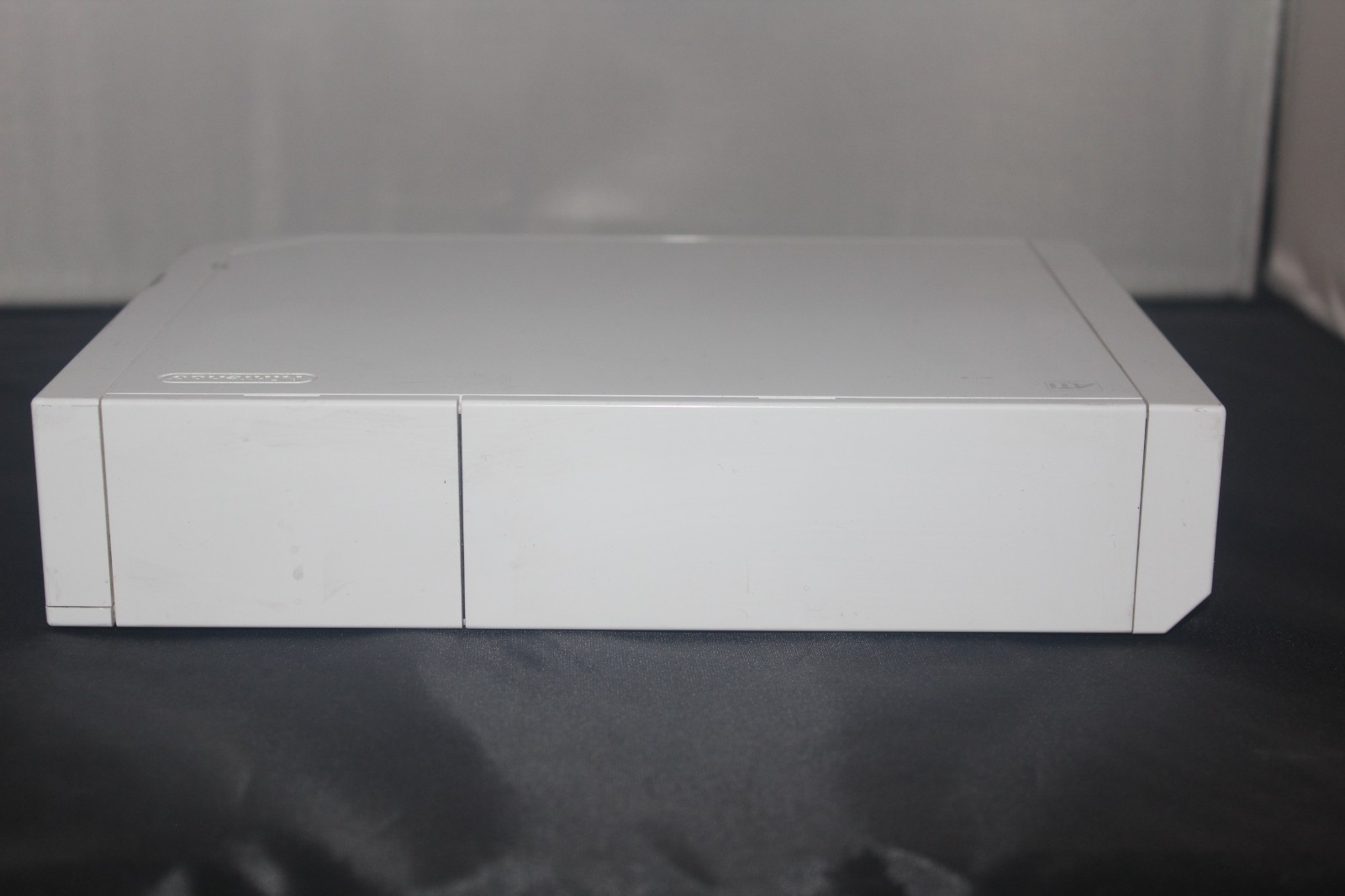 Nintendo Wii Replacement Console & Stand – Gamecube Compatible RVL-001 – Tested