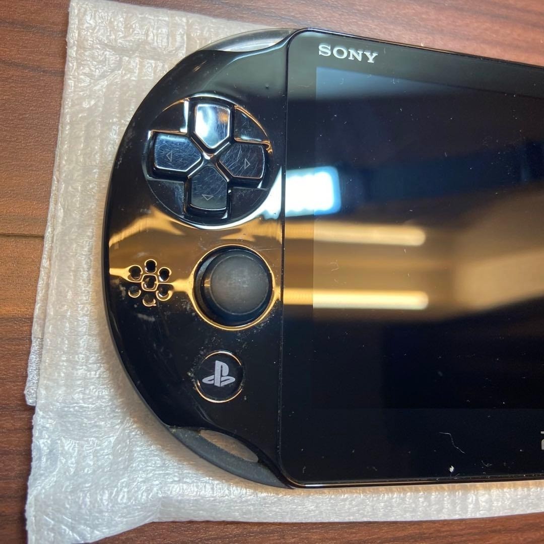 PSVita 2000 Black 5602 From Japan