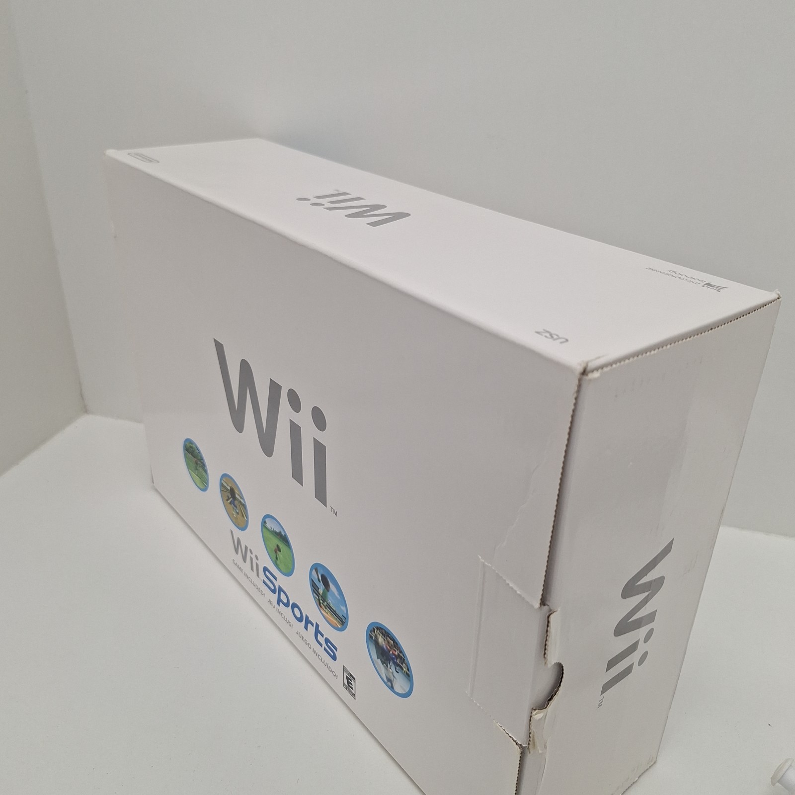 Nintendo Wii Console Complete In Box with Wii Sports Bundle – White [Tested]