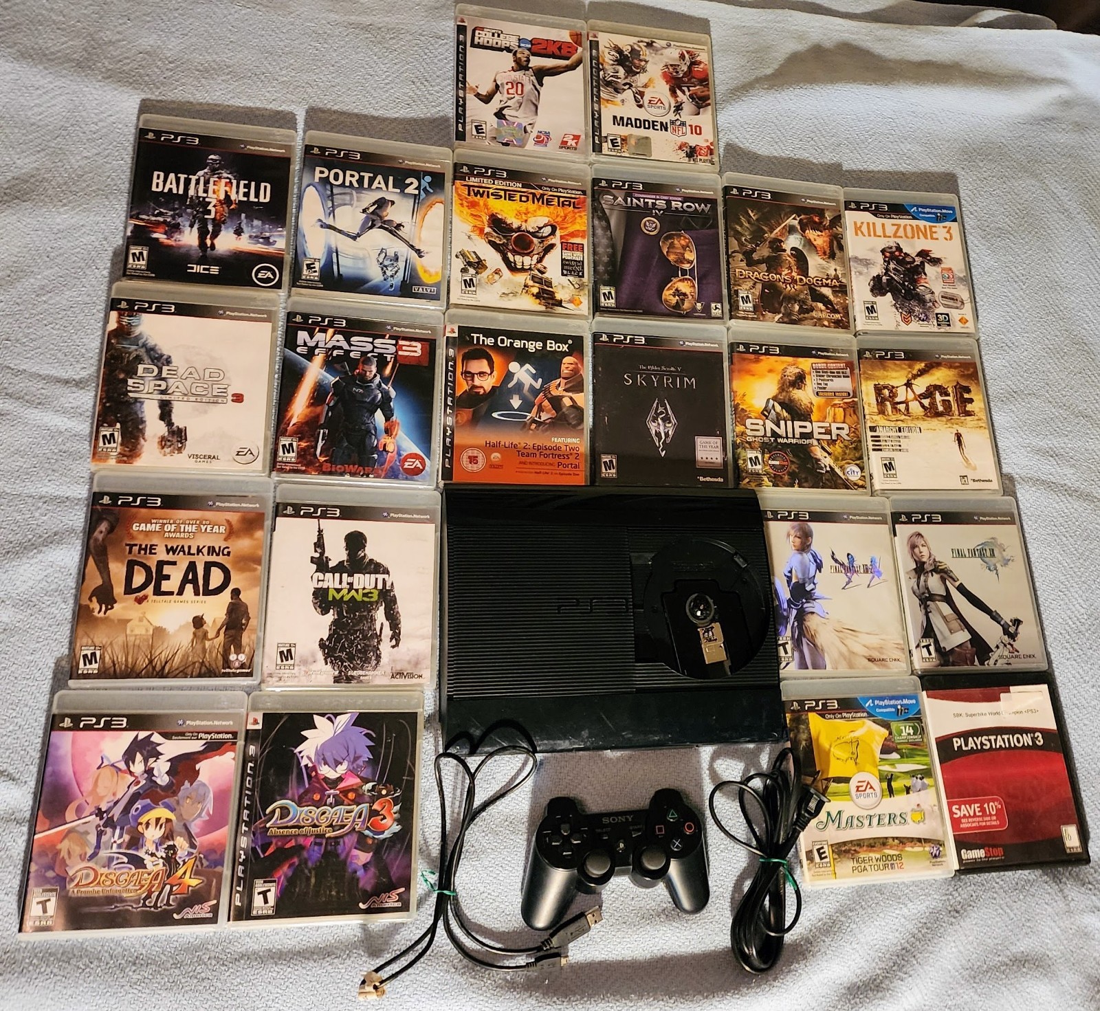Sony PlayStation 3 Super Slim Console CECH-4001C 500gb Ps3 (Working) + 22 Games