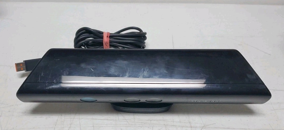 Xbox 360 Kinect Sensor Bar Bundle w/Games – Tested & Works – Lot #5 *READ*