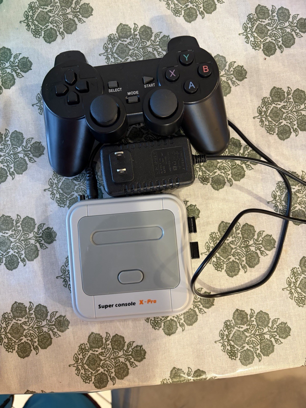 Super Console X-Pro Home Video Game Console w/ Power Adapter & 2 Controllers