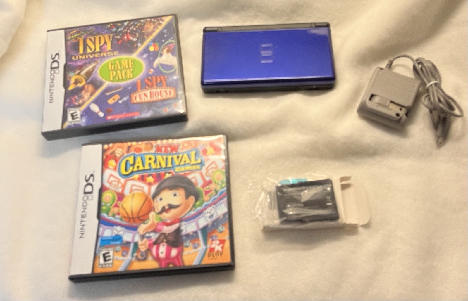Nintendo DS Lite Cobalt Blue Console Stylus Charger & 3 Games Tested