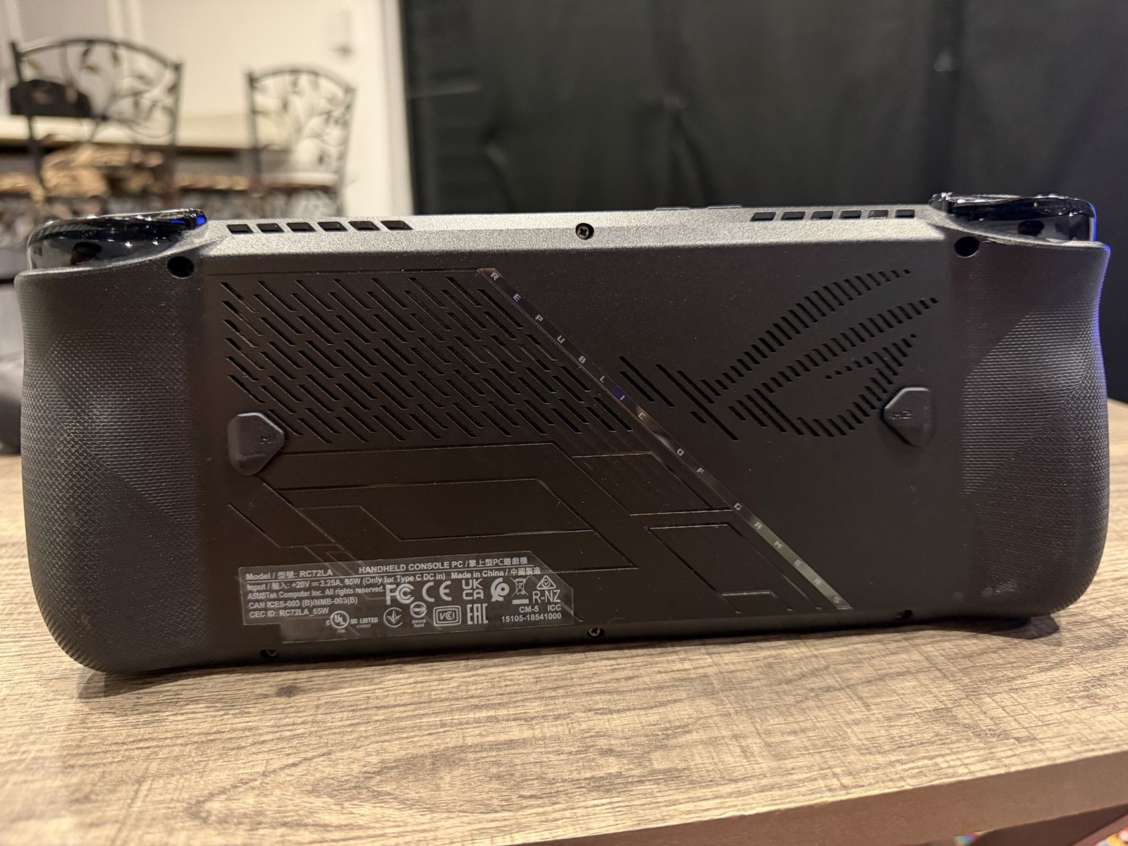 ASUS ROG Ally X 1TB Handheld System Black Windows Touchscreen 1080p USB-C