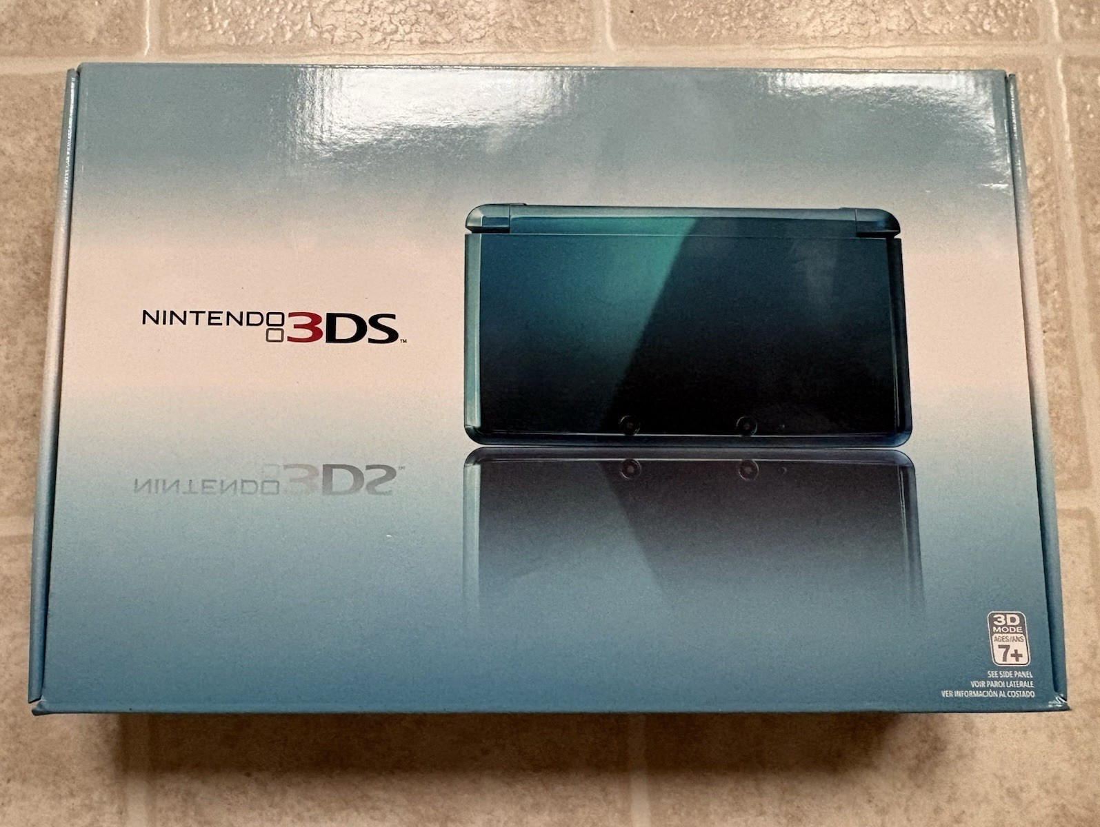 Nintendo 3DS Aqua Blue Handheld System 3D Wi‑Fi NTSC-U/C 2GB [UNOPENED, SEALED]