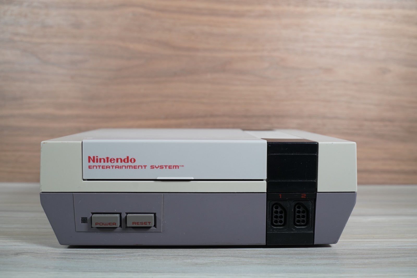 Nintendo NES Console w/ Cables & OEM controller – TESTED WORKING