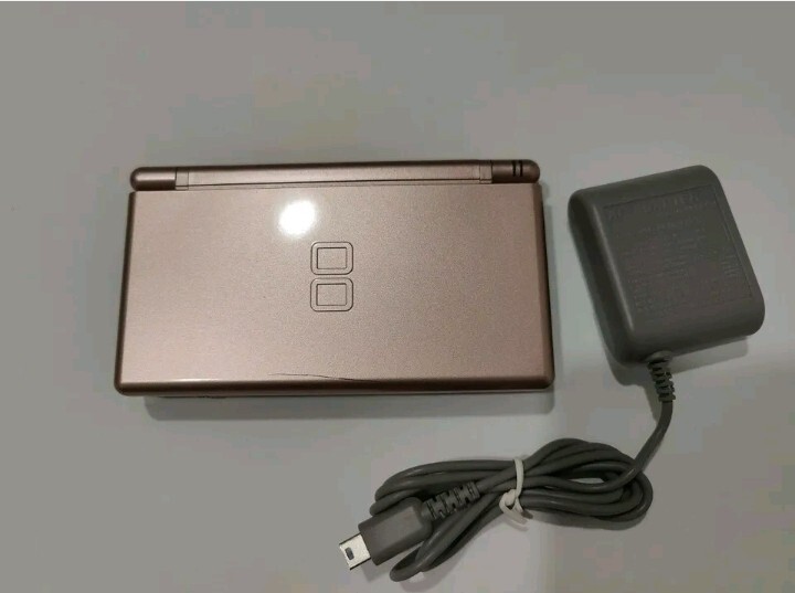 Nintendo DS Lite Metallic Rose Handheld System