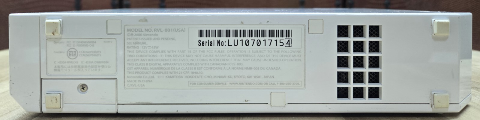 Nintendo Wii Console (RVL-101) White System Parts or Repair Only .