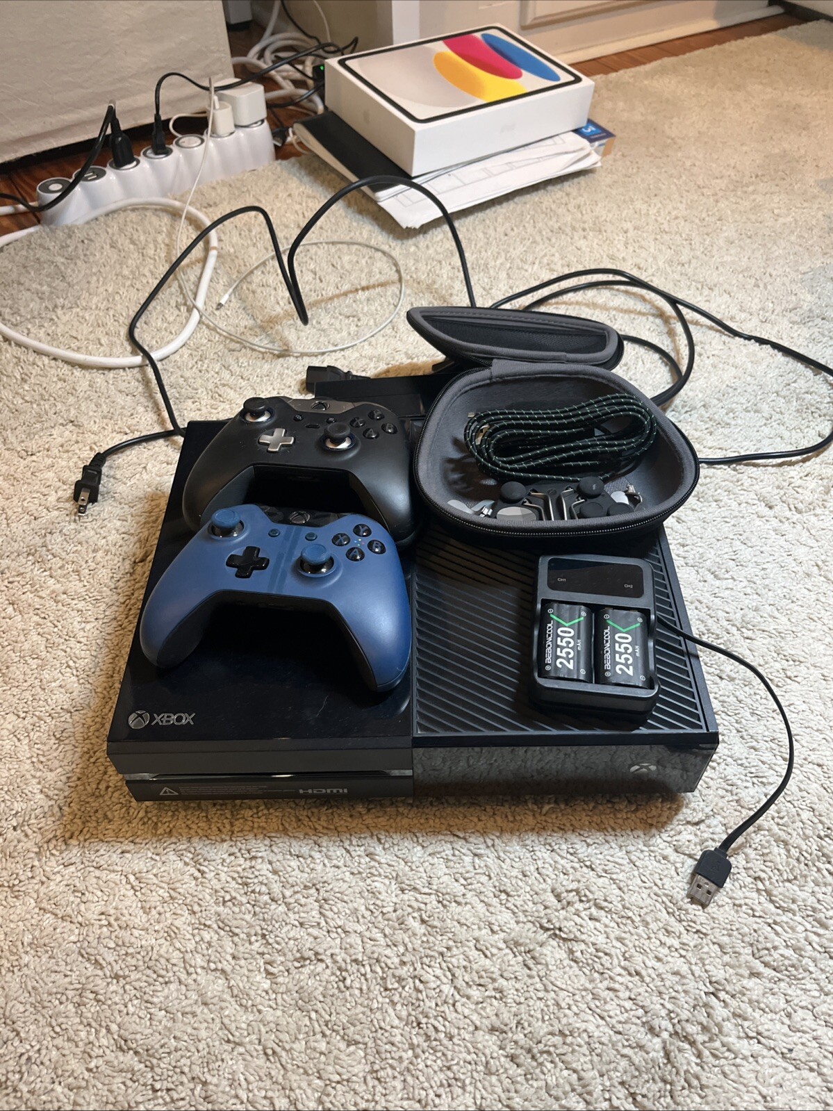 Xbox One Bundle (Console, Elite Controller W Mods, Batteries W Charger, All Cord