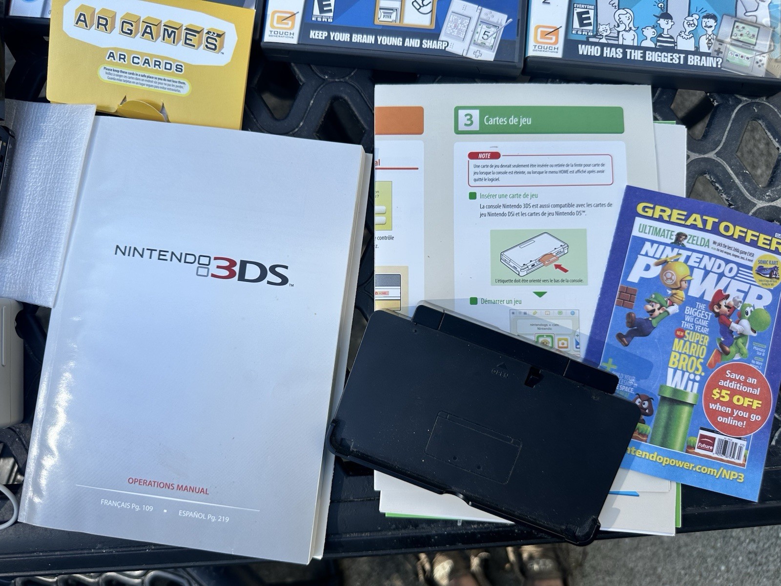 Nintendo 3DS Handheld System Cosmo Black CTR-001 W/ 4 Games, Case, Original Box!