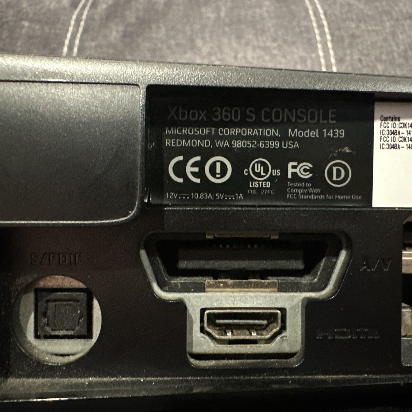 Official Microsoft Xbox 360 S Slim Trinity 10.83A 250GB Console w Wires! ~ LQQK